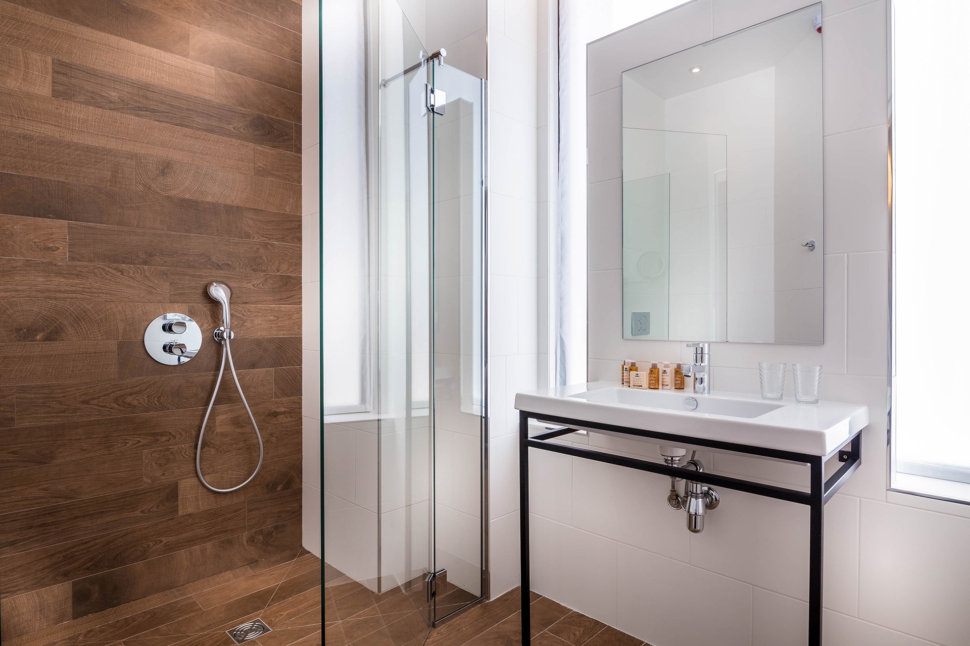 Best Western Premier Marais Grands Boulevards Executive room Bathroom