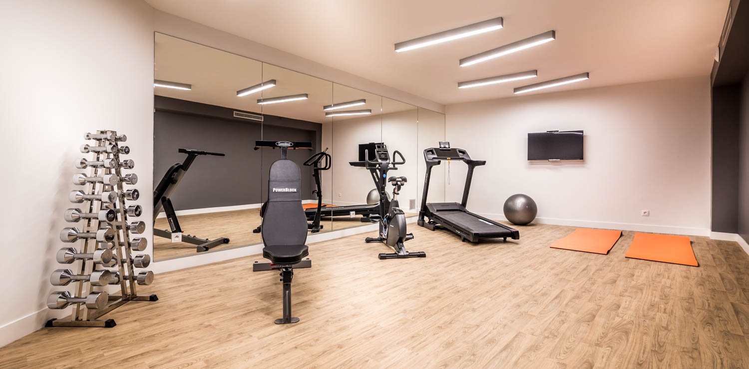 Best Western Premier Marais Grands Boulevards fitness room